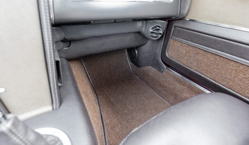 								1966 Chevrolet Corvette Coupe 6-Speed full									