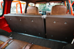 										1975 Chevrolet K20 Suburban 4×4 full									