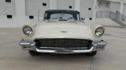 1957 Ford Thunderbird