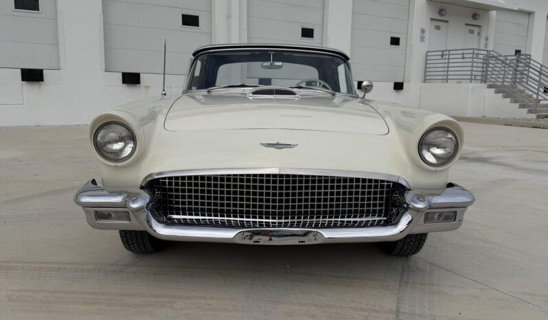 								1957 Ford Thunderbird full									