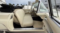 										1957 Ford Thunderbird full									