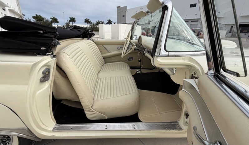 								1957 Ford Thunderbird full									