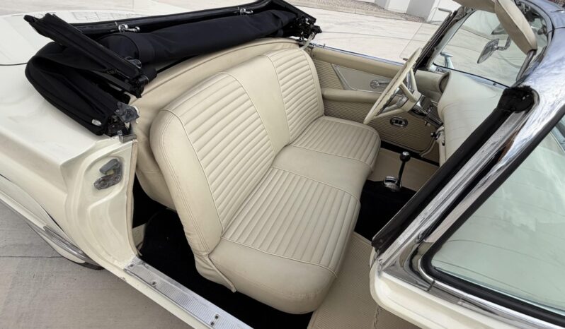 								1957 Ford Thunderbird full									