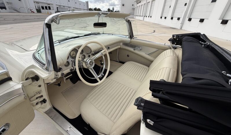 								1957 Ford Thunderbird full									