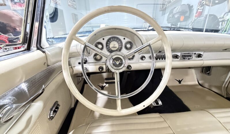 								1957 Ford Thunderbird full									