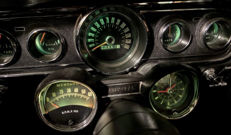 								1965 Ford Mustang Fastback 289 full									