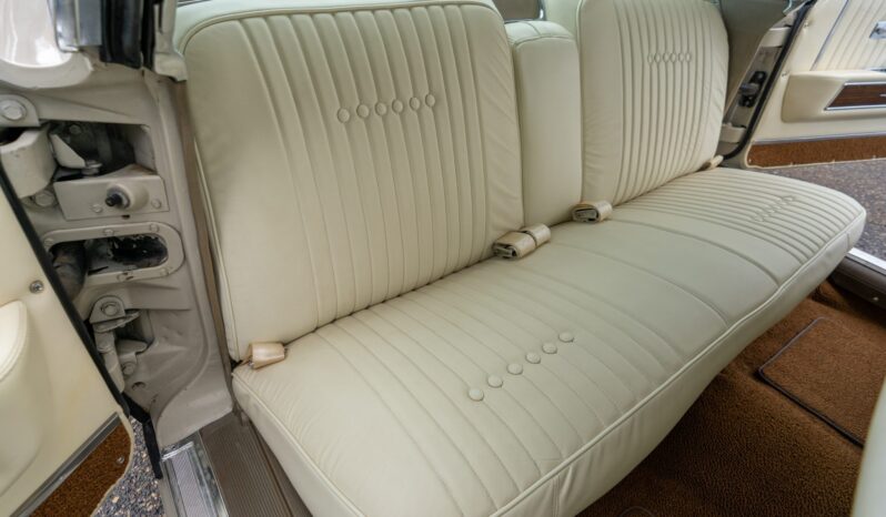 								1964 Lincoln Continental Sedan full									