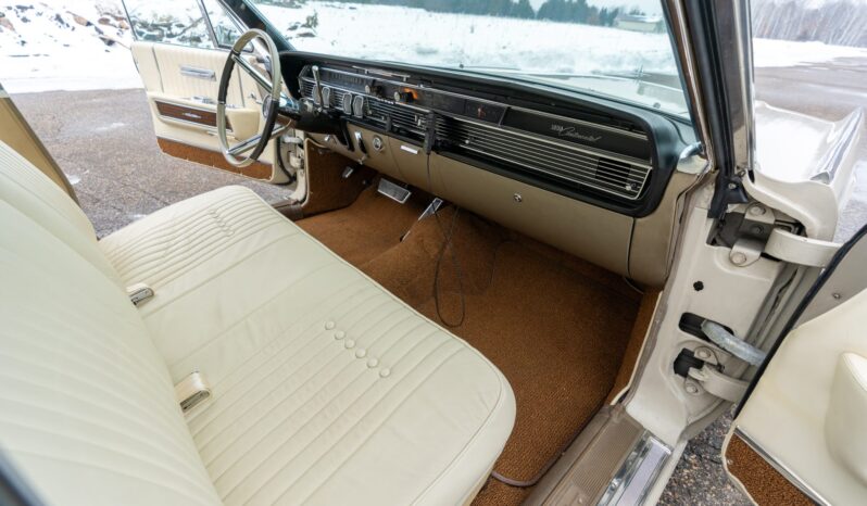 								1964 Lincoln Continental Sedan full									
