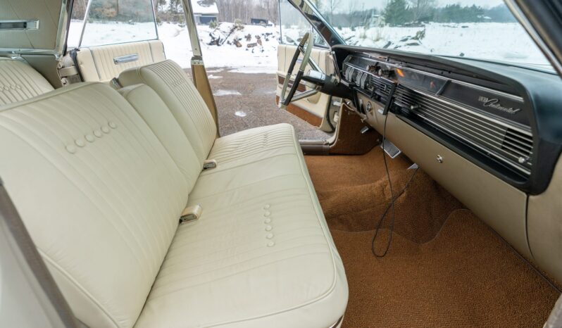 								1964 Lincoln Continental Sedan full									