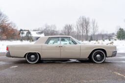 										1964 Lincoln Continental Sedan full									