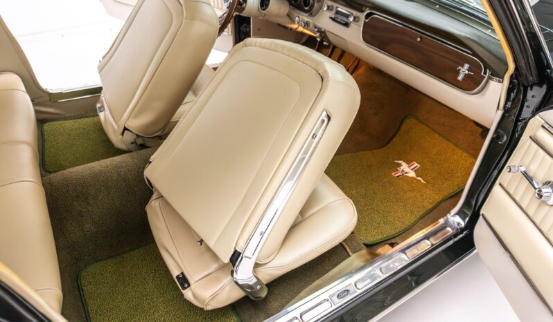 								1965 Ford Mustang Coupe K-Code 4-Speed full									