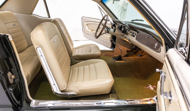 								1965 Ford Mustang Coupe K-Code 4-Speed full									