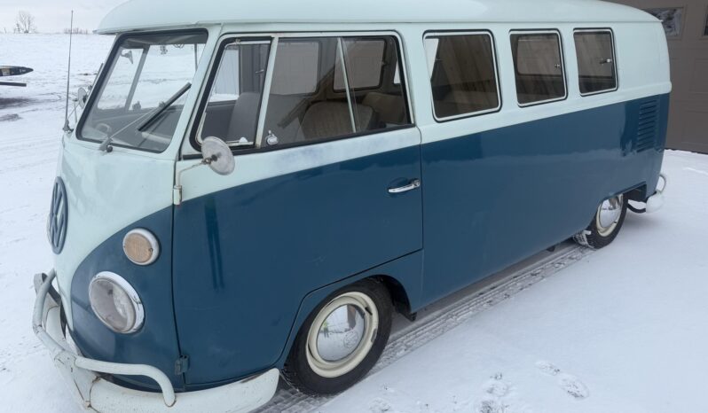 								1965 Volkswagen Type 2 11-Window full									