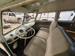 										1965 Volkswagen Type 2 11-Window full									