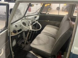 										1965 Volkswagen Type 2 11-Window full									