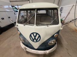 										1965 Volkswagen Type 2 11-Window full									