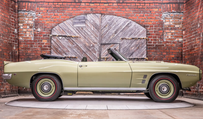 								1969 Pontiac Firebird Convertible 5-Speed full									