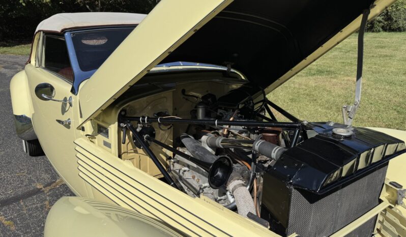 								1936 Cord 810 Phaeton full									