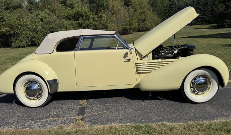 								1936 Cord 810 Phaeton full									