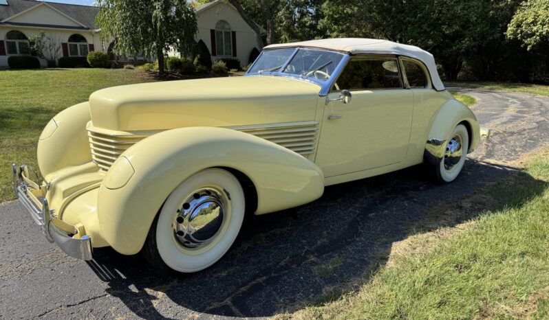 								1936 Cord 810 Phaeton full									
