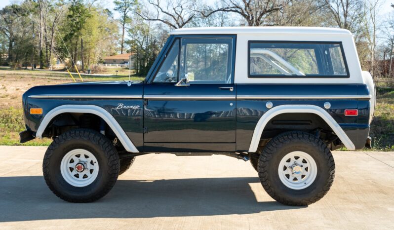 								1974 Ford Bronco 302 full									