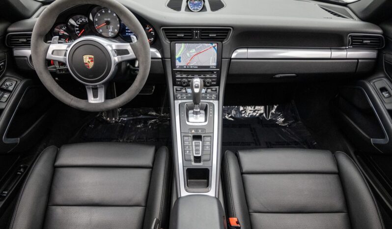 								2013 Porsche 911 Carrera 4S Coupe full									