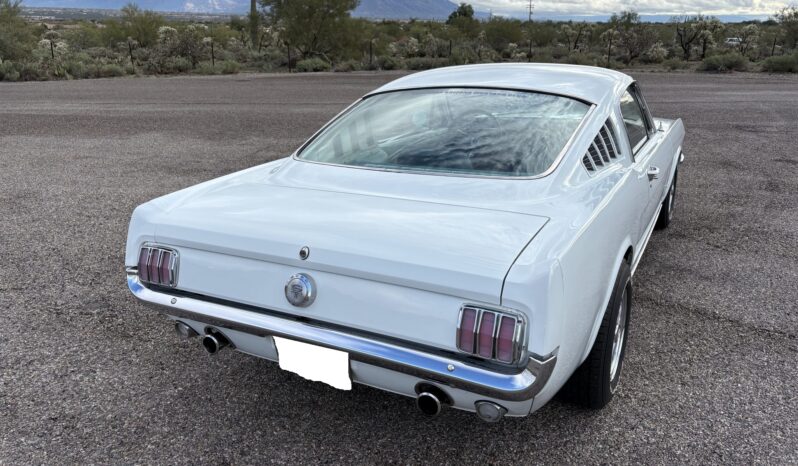 								1965 Ford Mustang Fastback full									