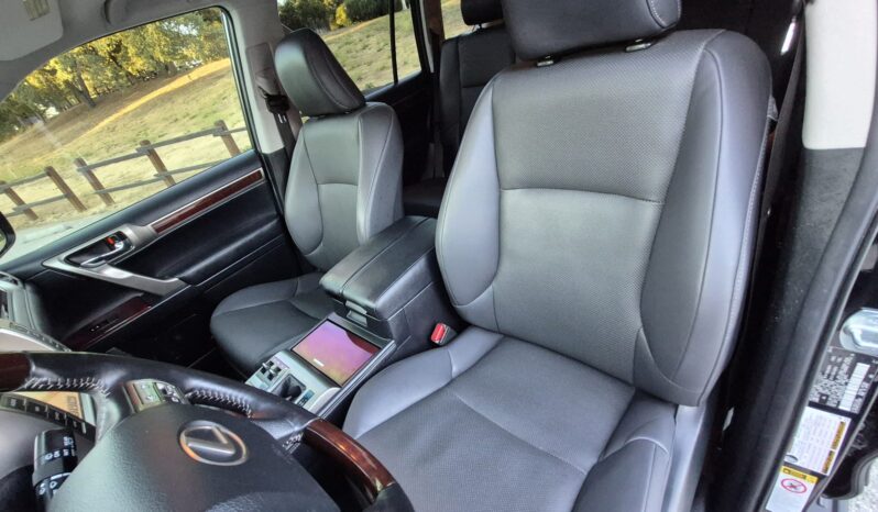 								2019 Lexus GX460 Premium full									