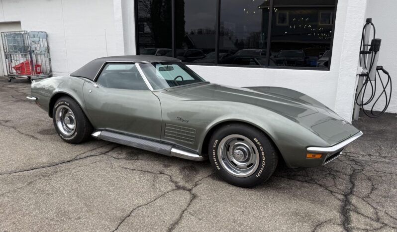 								1972 Chevrolet Corvette Convertible 4-Speed full									