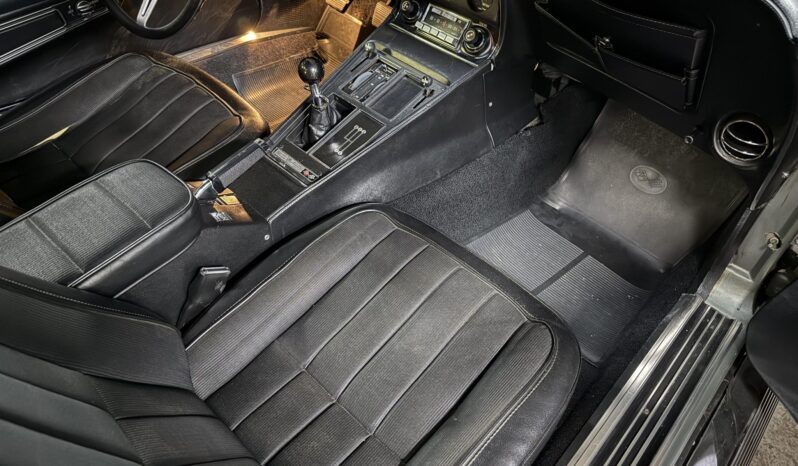 								1972 Chevrolet Corvette Convertible 4-Speed full									