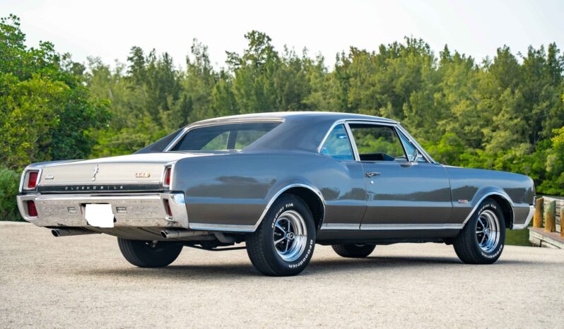 								1967 Oldsmobile 442 Sports Coupe 4-Speed full									