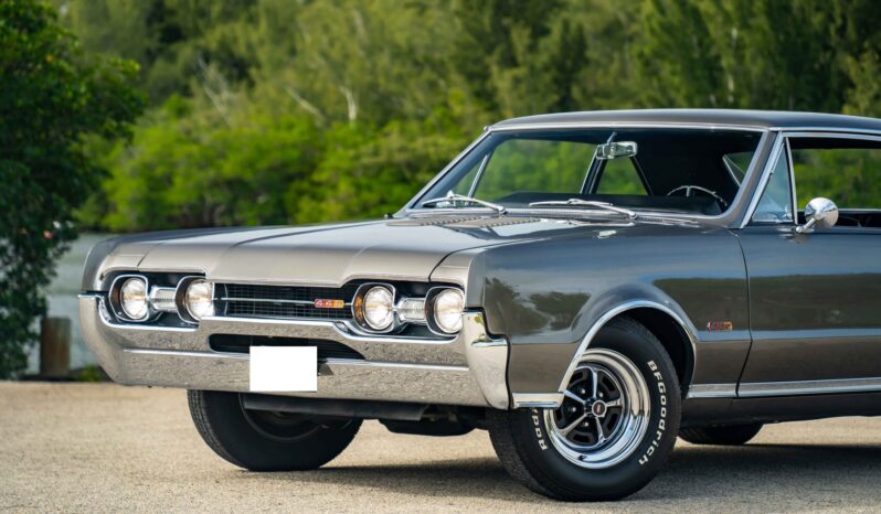 								1967 Oldsmobile 442 Sports Coupe 4-Speed full									