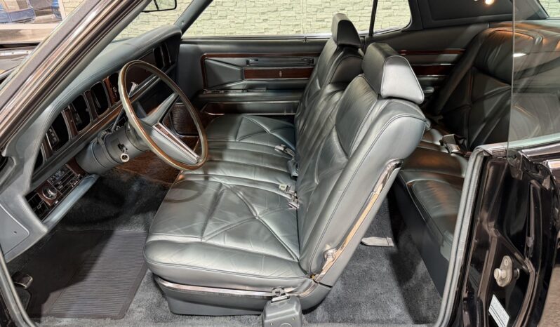 								1971 Lincoln Continental Mark III full									