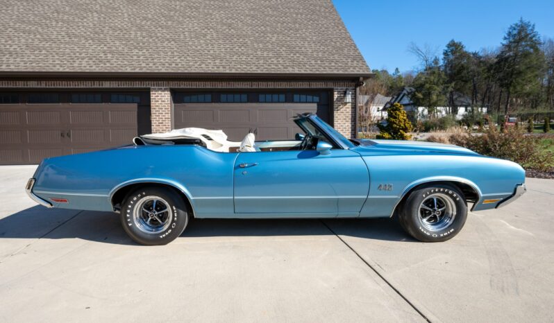 								1970 Oldsmobile 442 Convertible full									