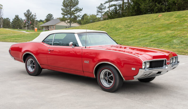 								1969 Oldsmobile 442 Convertible 4-Speed full									