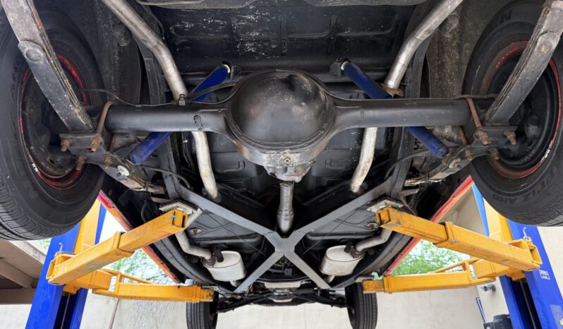 								1957 Ford Fairlane 500 Sunliner full									