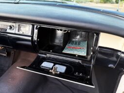 										1957 Ford Fairlane 500 Sunliner full									