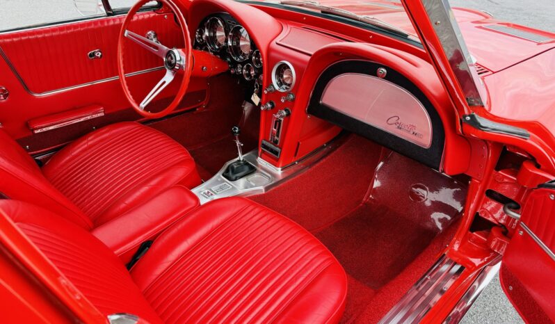 								1963 Chevrolet Corvette Coupe 4-Speed full									