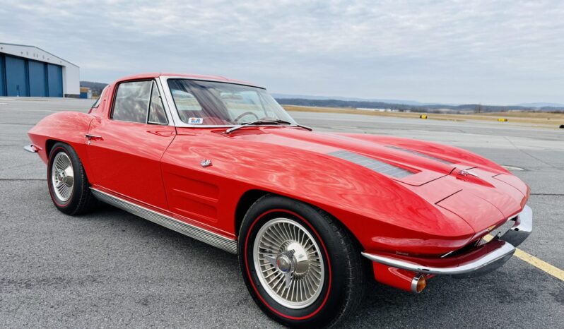 								1963 Chevrolet Corvette Coupe 4-Speed full									