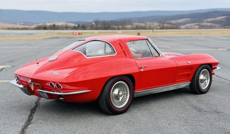 								1963 Chevrolet Corvette Coupe 4-Speed full									