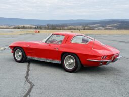 										1963 Chevrolet Corvette Coupe 4-Speed full									