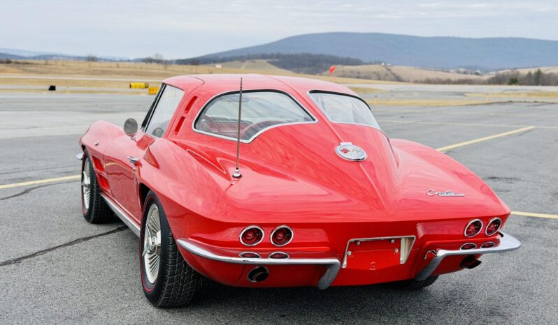 								1963 Chevrolet Corvette Coupe 4-Speed full									