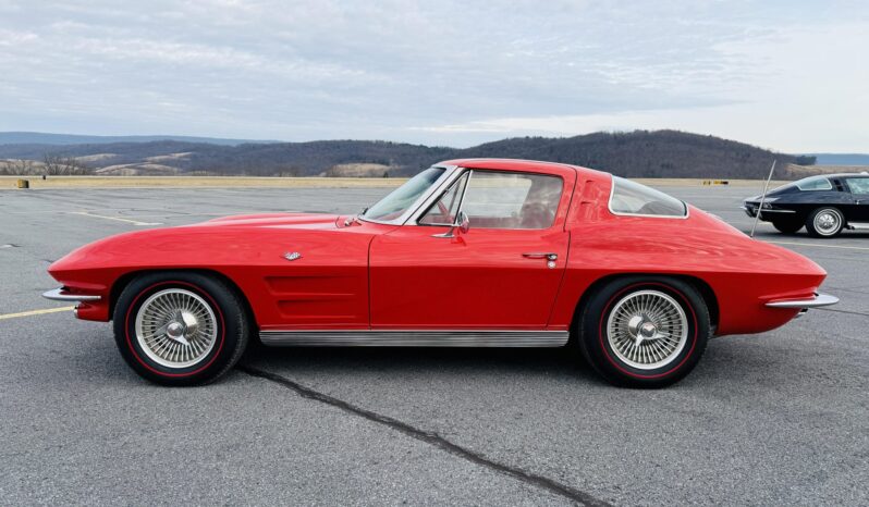								1963 Chevrolet Corvette Coupe 4-Speed full									