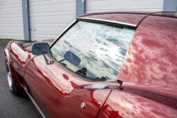 										1975 Chevrolet Corvette Coupe full									