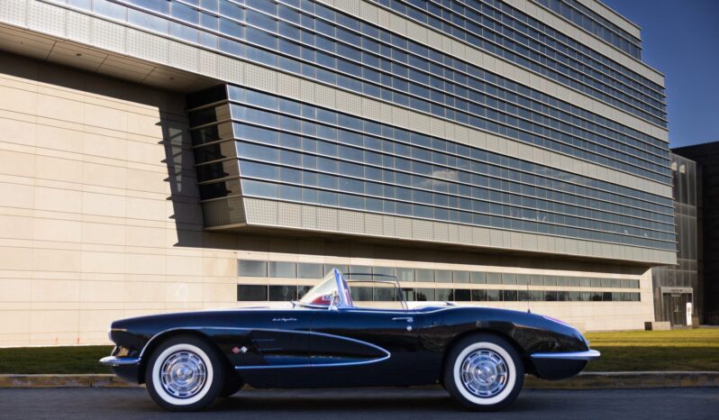 								1959 Chevrolet Corvette 4-Speed full									