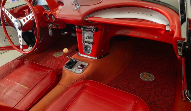 								1959 Chevrolet Corvette 4-Speed full									