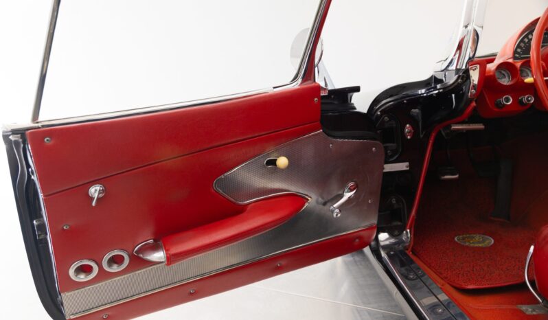 								1959 Chevrolet Corvette 4-Speed full									