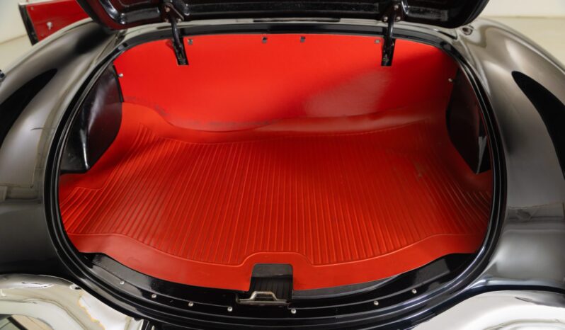 								1959 Chevrolet Corvette 4-Speed full									