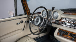 										1971 Mercedes-Benz 280SE 3.5 Coupe full									