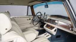 										1971 Mercedes-Benz 280SE 3.5 Coupe full									